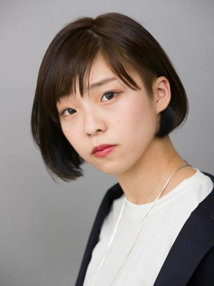 インナーネイビーストレートボブ