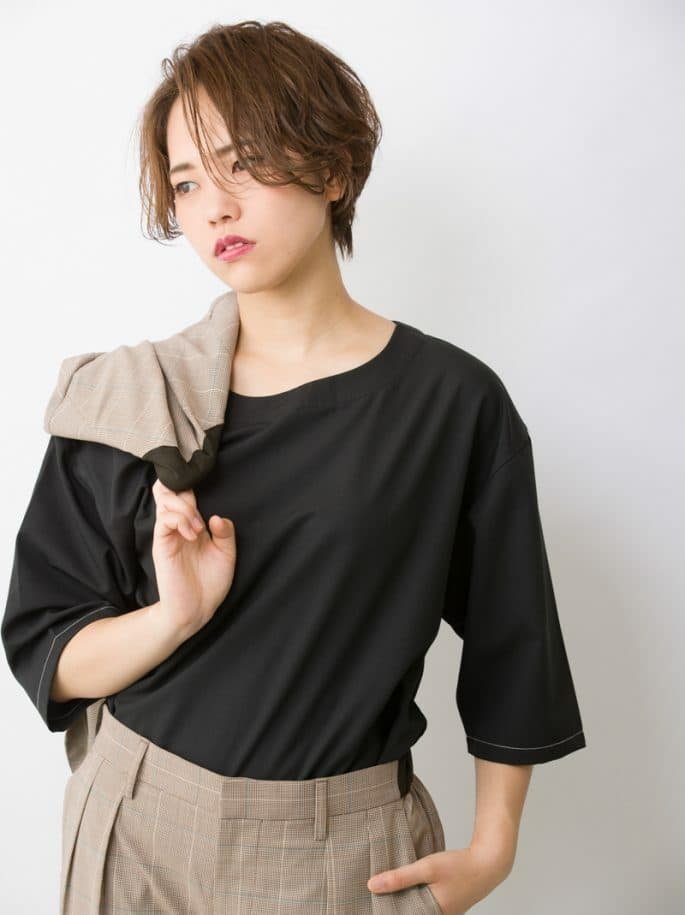 グロッシーな大人ショート