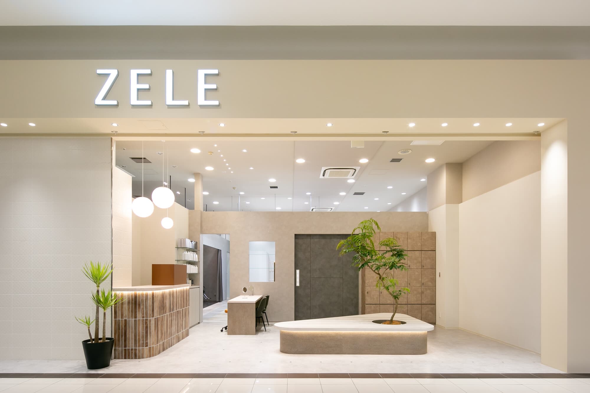 ZELE イオンモール新瑞橋 外観